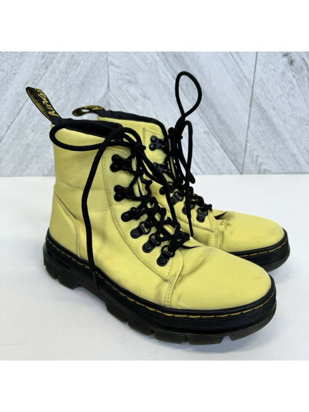 Dr. Martens Docs Combs Combat Boots Yellow Ankle Lace Up Womens US 7 EU 38